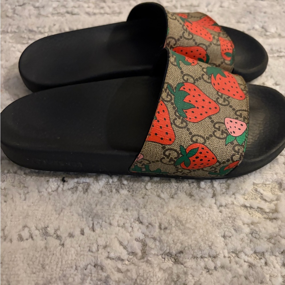 Gucci Slides - Picture 5 of 7